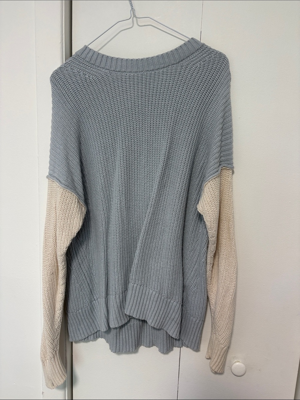 American Eagle Outfitters Two-Tone Scoop Neck Sweater - Light Blue & Cream